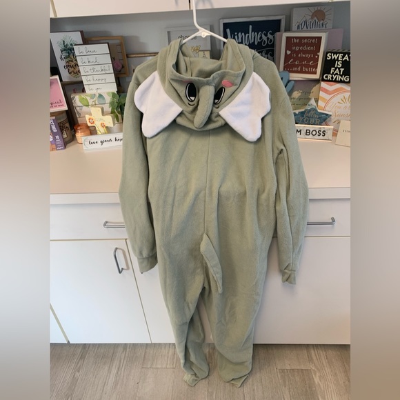 Adorable Elephant Costume/PJs - Picture 6 of 16
